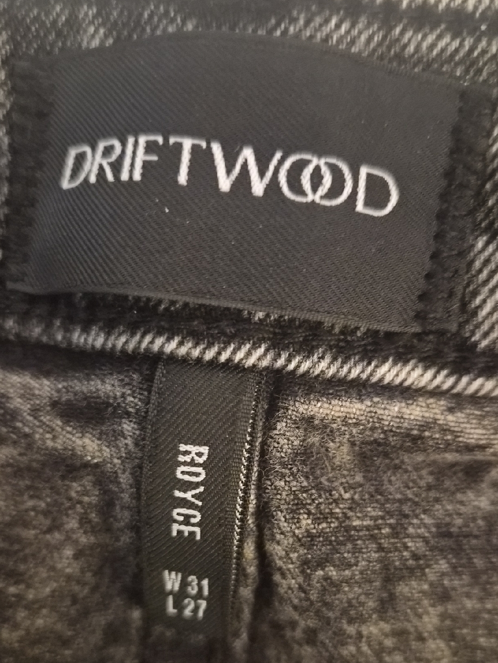 DRIFTWOOD Acid-Wash Black Studded Crop Fringe.. - Picture 2 of 5